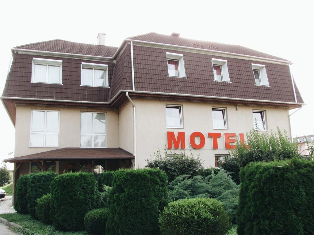 Panama Motel Székesfehérvár Eksteriør bilde